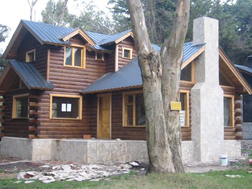 CASA EN EL BOSQUE