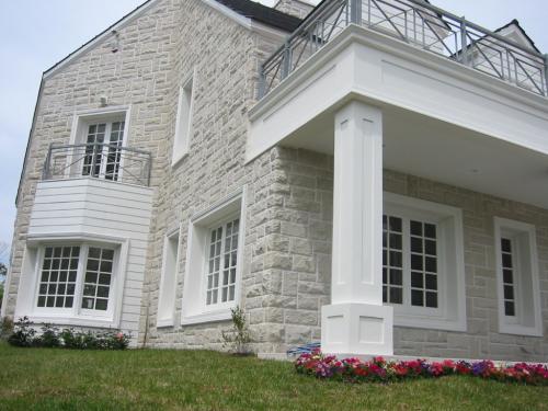 CASA EN LOS TRONCOS